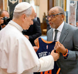 Pope hosts film stars at Vatican,  laments decline in movie-going